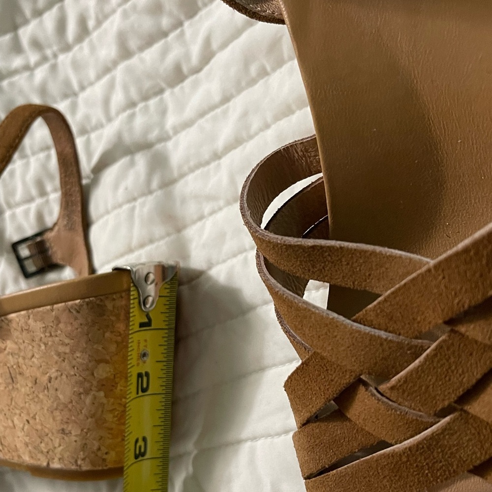 Ugg Brown Suede Wedge - Picture 3 of 4